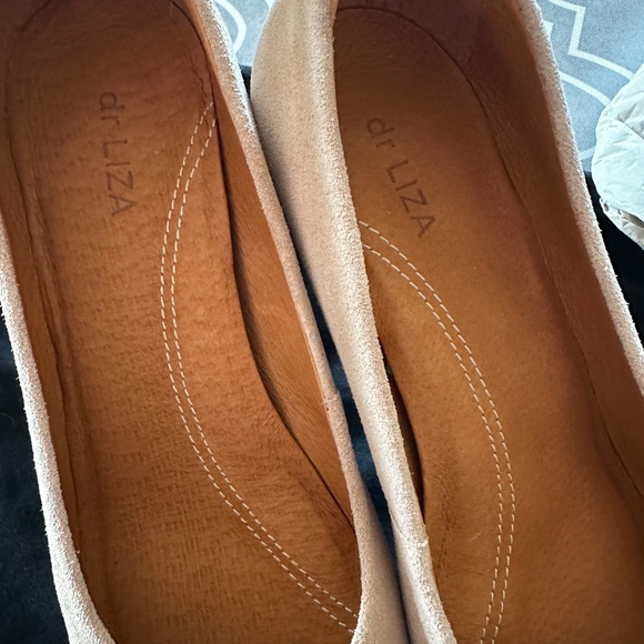 dr LIZA sneaker pump with detachable sparkle strap - GOLDEN SAND SUEDE - Sz 8.5W - Picture 9 of 13